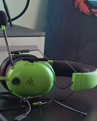 Ps5 versione disco più cuffie razer