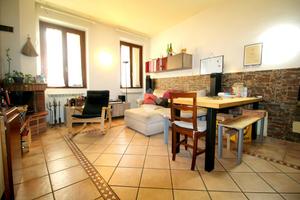 3 LOCALI A CARONNO PERTUSELLA