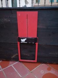 Porta elettrica per pollaio.
