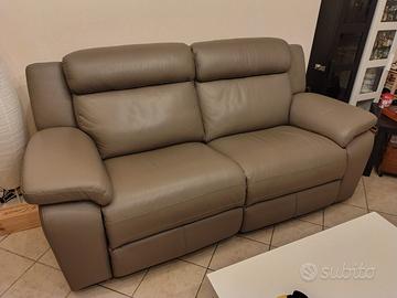 Divano in pelle Poltrone e sofà