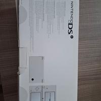 Nintendo DS i