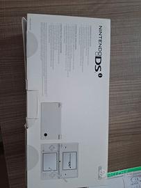 Nintendo DS i