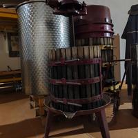Torchio e contenitori acciaio inox