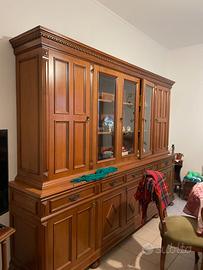 Credenza in legno stile classico
