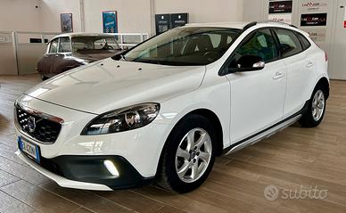 Volvo V40 Cross Country D2 Momentum