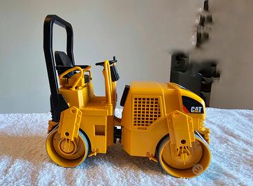 Rullo compressore schiacciasassi Bruder Cat Tutto per i bambini