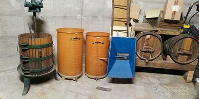 attrezzi per la produzione del vino 