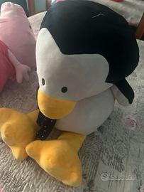 Peluche pinguino gigante