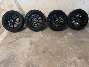 Set treno cerchi + Gomme invernali 195/45 R16 84 H