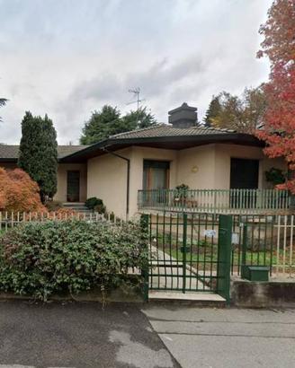 Immobile in asta di 1612 m² con più di 5 locali e 