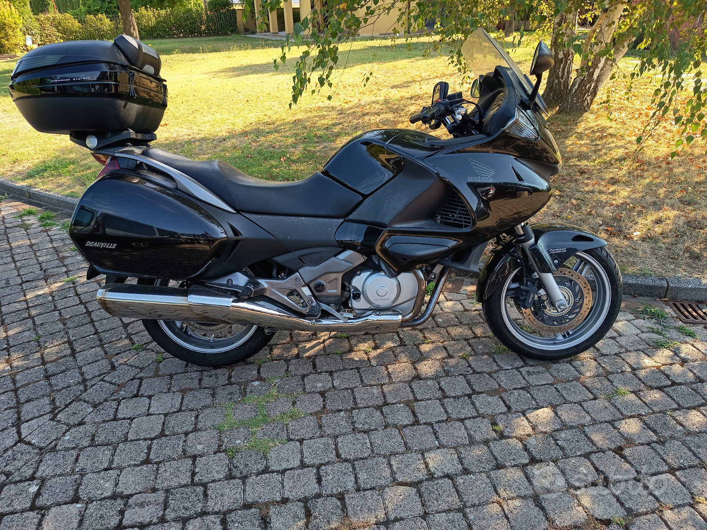 Honda deauville 700 Moto e Scooter In vendita a Firenze