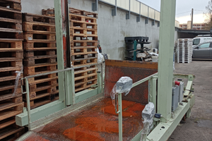 Pedana semovente carica/scarica camion