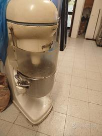 palnetaria usata professionale marca Pietro Berto