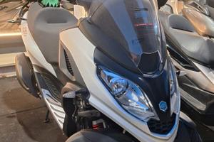 PIAGGIO MP3HPE - SPORT ABS