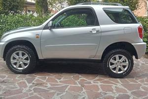 TOYOTA RAV 4 D4D