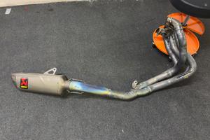 Completo Akrapovič Honda CBR 1000 RR-R 20/23