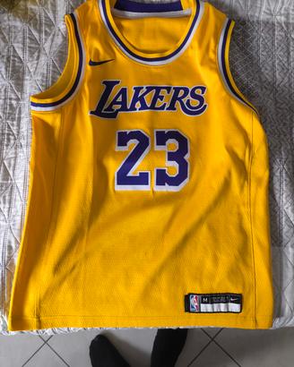 Canotta lakers