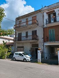 Palazzetto cielo terra