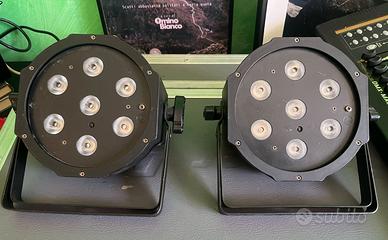 Coppia CAMEO Flat PAR Can TRI 3W IR