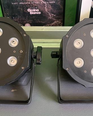 Coppia CAMEO Flat PAR Can TRI 3W IR