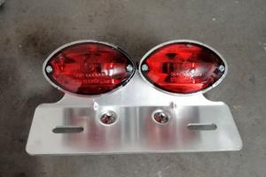 Fanale posteriore cat eyes moto custom
