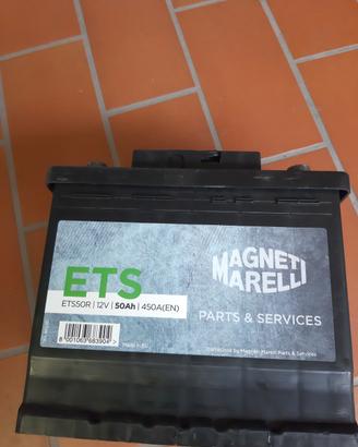 Batteria Auto MAGNETI MARELLI utilizzata 2 mesi