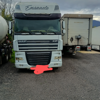 Trattore stradale