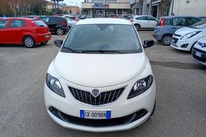 Lancia Ypsilon 1.0 FireFly 5 porte S&S Hybrid Silv