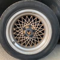 Cerchi con pneumatici originali da 16  Pontiac GTA