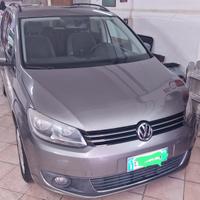 Wolksvagen Touran TGI