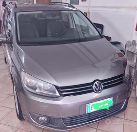 Wolksvagen Touran TGI