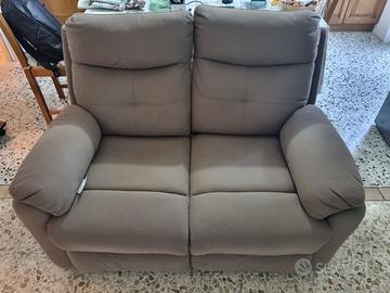 Divano due posti con relax meccanico