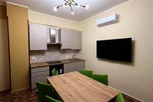 Appartamento ristrutturato e arredato con terrazzo