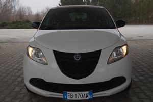 Lancia Ypsilon 1.2 gpl