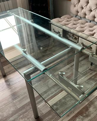 Tavolo Design Moderno in Cristallo Allungabile