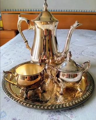 Servizio Da Caffè Vintage della Taunton Silversmit