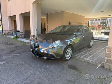 Alfa romeo giulietta 2016 benzina euro 6 km 94.000