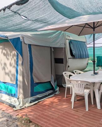 Roulotte Adria 390 con veranda, arredata