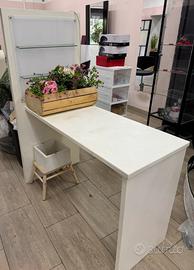 Tavolo per manicure