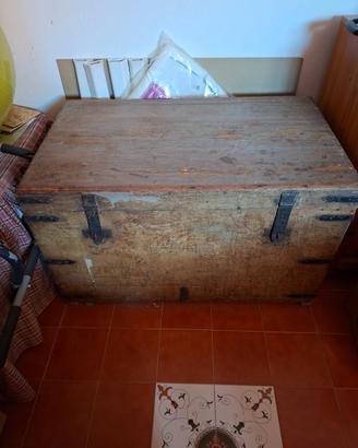 Splendida Cassapanca Antica in Legno Massello
