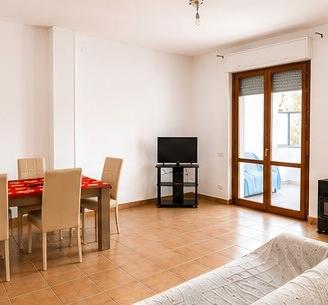 Appartamento 90 mq con terrazzo 50 mq e garage