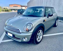 Mini Mini 1.4 16V One Benzina per Neopatentati