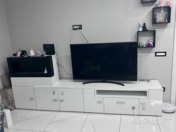 Parete attrezzata