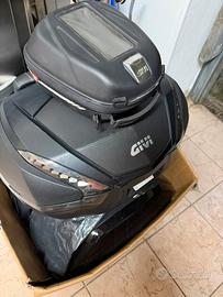 Bauletto e poggia schiena GIVI Tmax