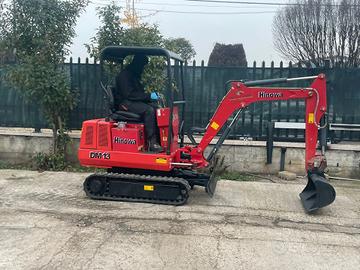E123 Mini escavatore 13 q Hinowa