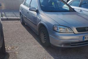 opel astra del 2000