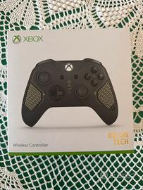 Controller Xbox Recon Tech - Pari al Nuovo