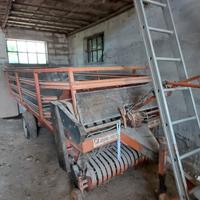 Attrezzi agricoli usati