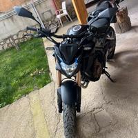 Cb 500F 2023 km 2040km