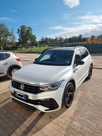 VOLKSWAGEN Tiguan 2.0 TDI SCR 4MOTION Advanced Blu